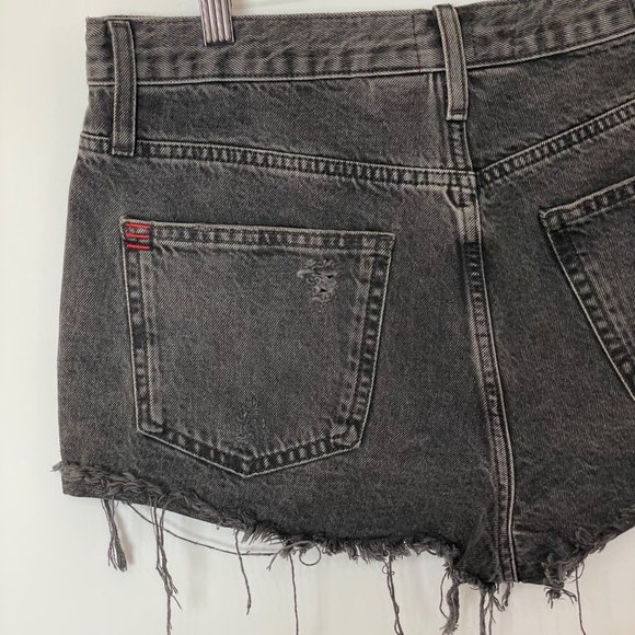 BDG Urban Outfitters Womens 30 Girlfriend High Rise Denim Shorts Faded Black - Picture 5 of 12